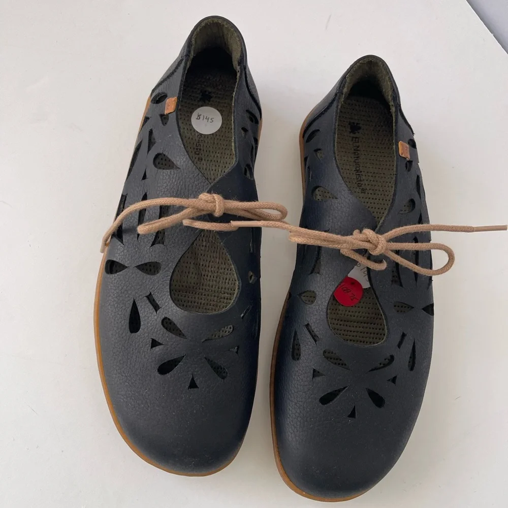 Naturalista Dark Navy Eyelet Cutout Mary Jane Flats 37 - Picture 11 of 11